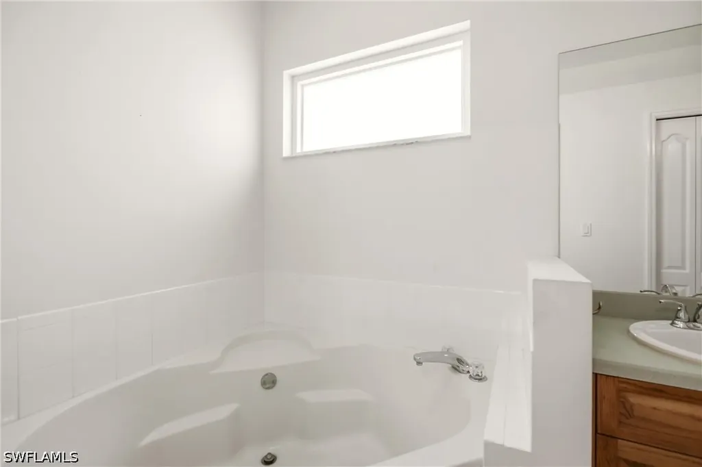 25521 Inlet Way Court Bonita Springs FL 34135