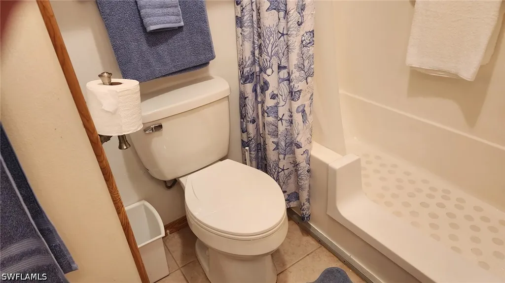 10 Jade Drive Naples FL 34114