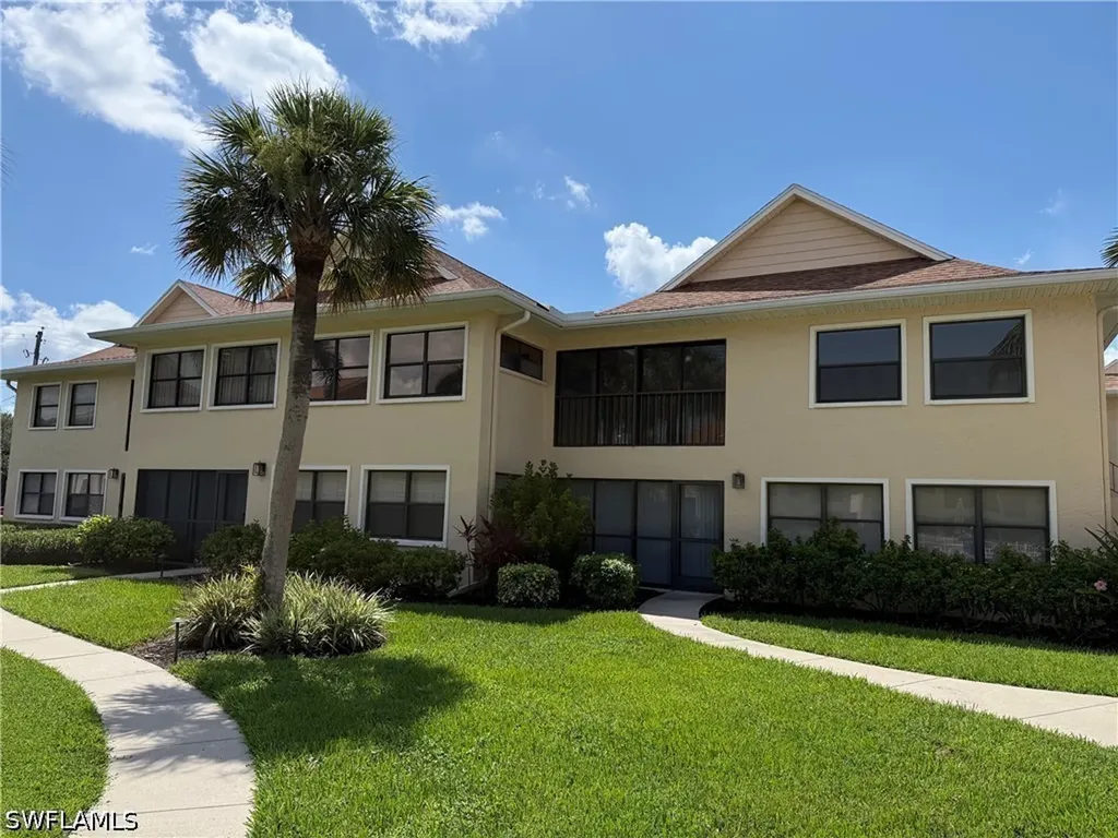 Naples FL, 1100 9TH Street S, Unit A201