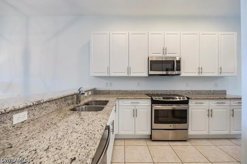 13553 Coronado Drive Naples FL 34109