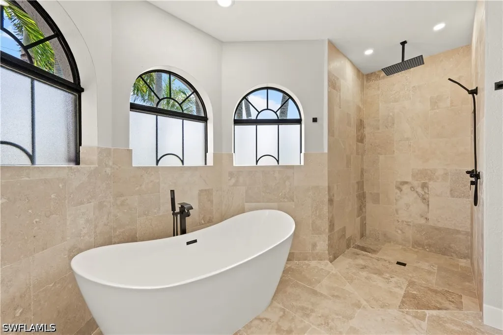 506 NW 32nd Place Cape Coral FL 33993