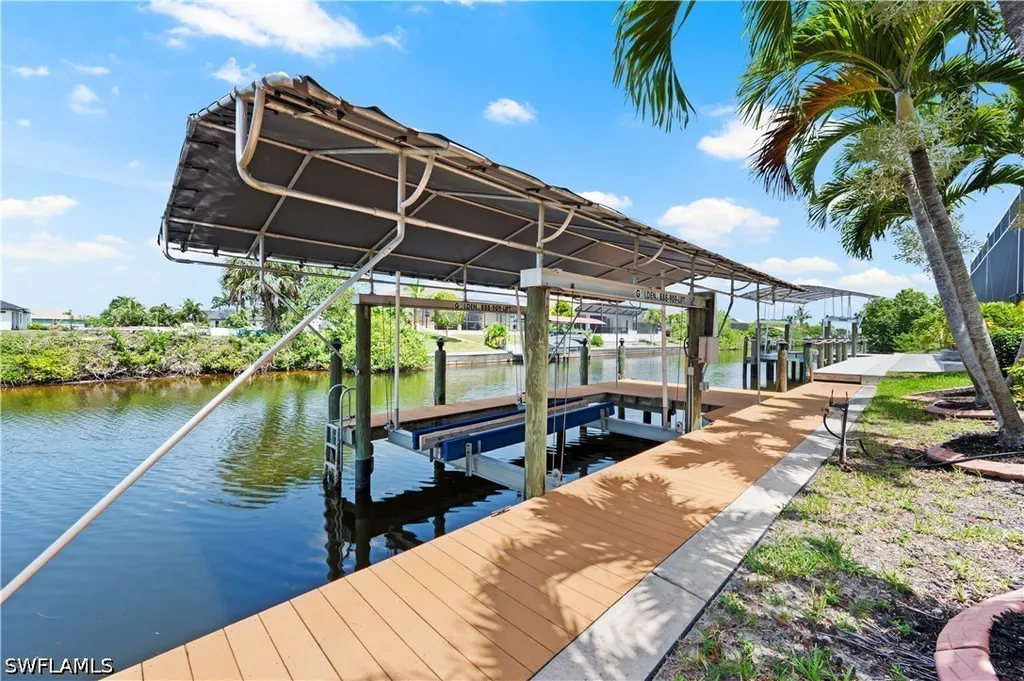 506 NW 32nd Place Cape Coral FL 33993