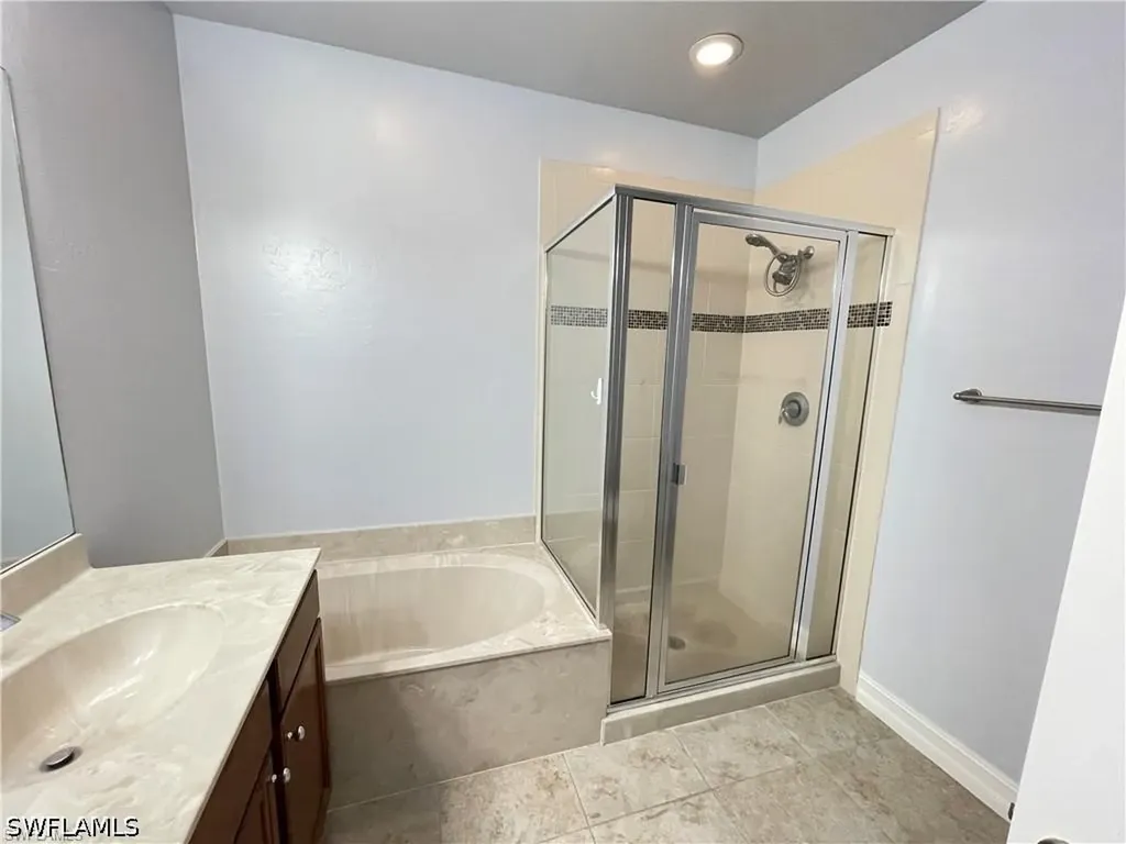 7818 Bristol Circle Naples FL 34120