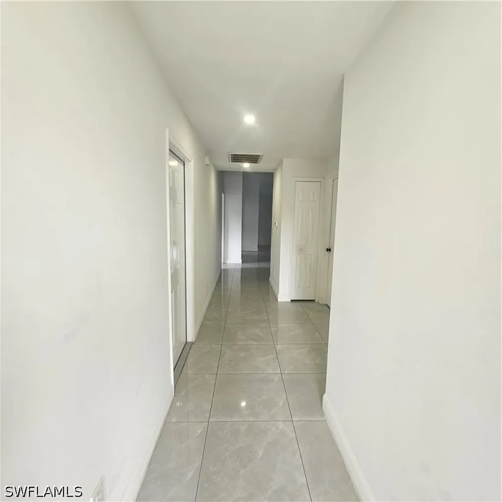 4720 29th Street SW Lehigh Acres FL 33973
