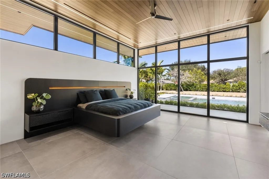107 Myrtle Road Naples FL 34108
