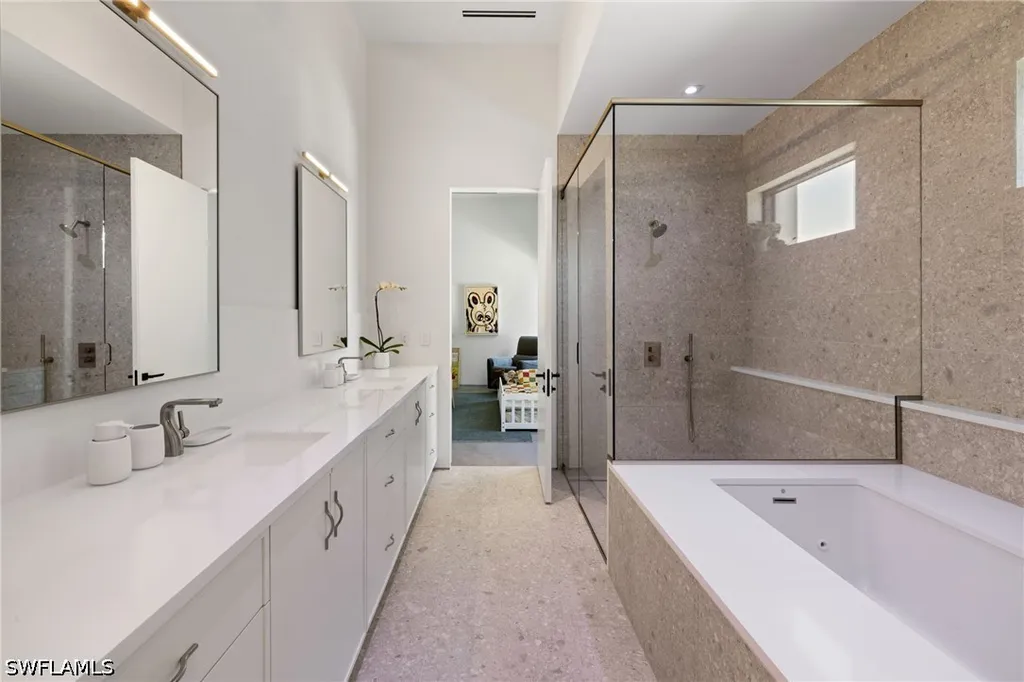 107 Myrtle Road Naples FL 34108