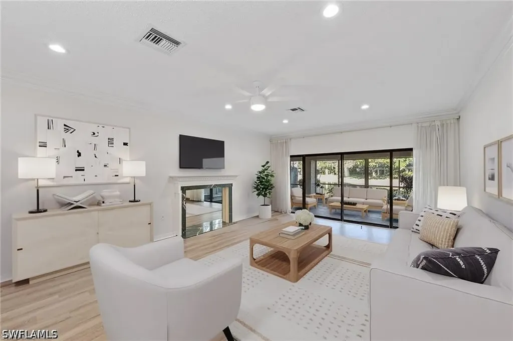 405 Arbor Lake Drive Naples FL 34110