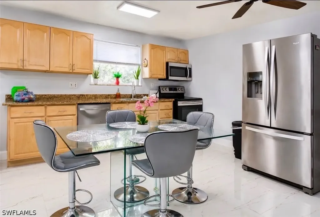 3420 6th Avenue NE Naples FL 34120