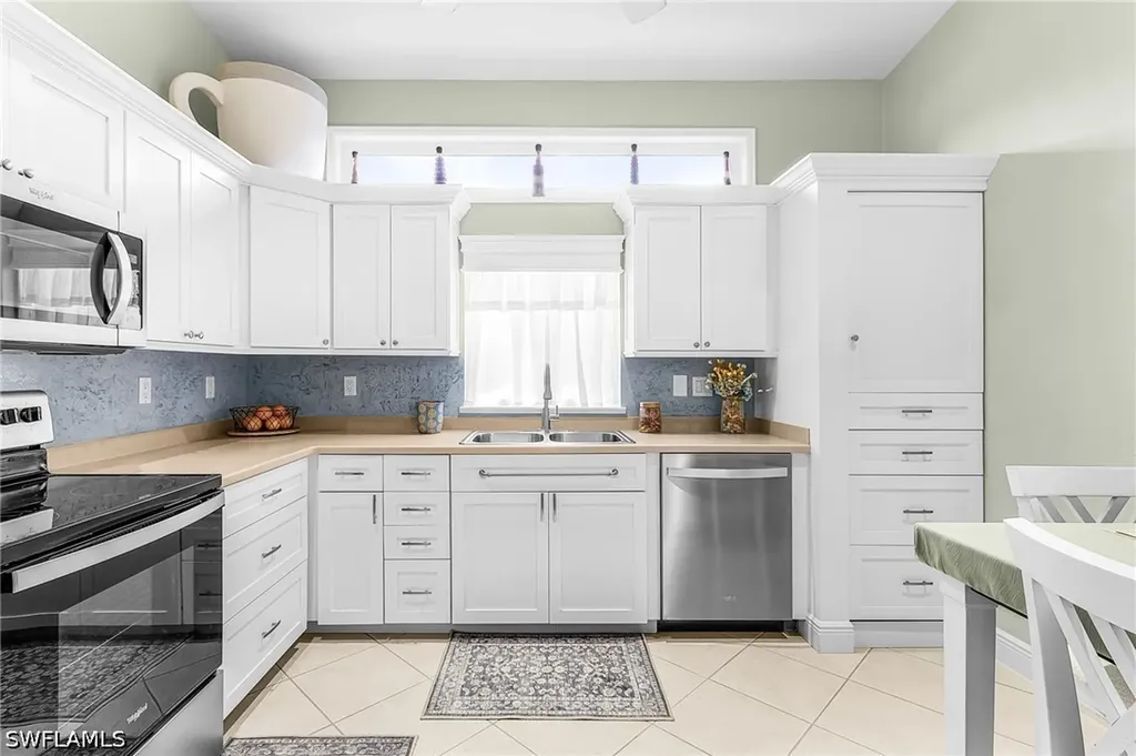 15253 Cortona Way Naples FL 34120