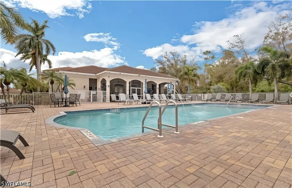 4450 Botanical Place #106 Naples FL 34112