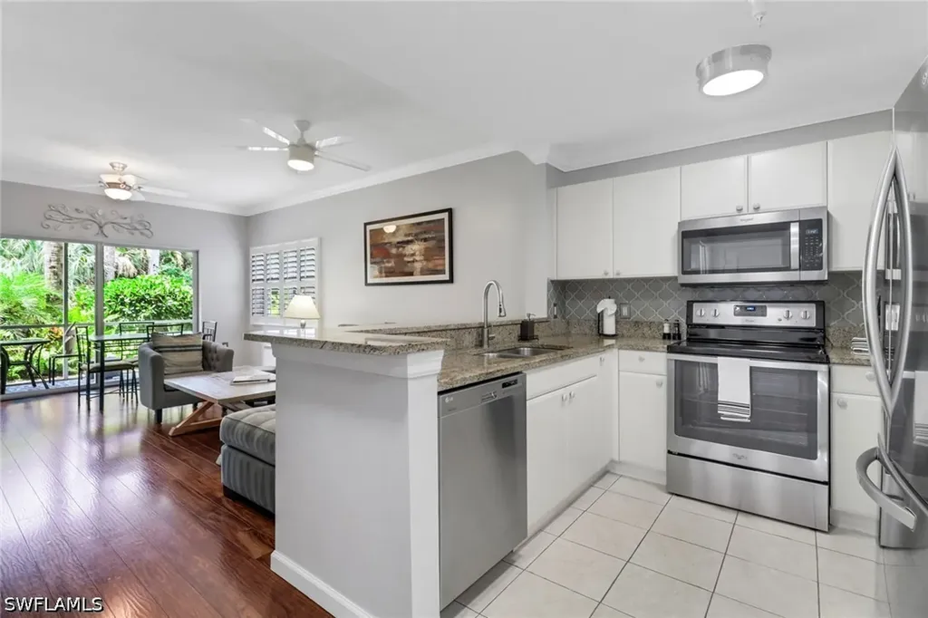 4450 Botanical Place #106 Naples FL 34112