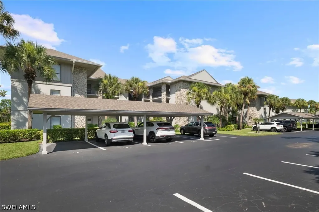 758 Eagle Creek Drive Naples FL 34113