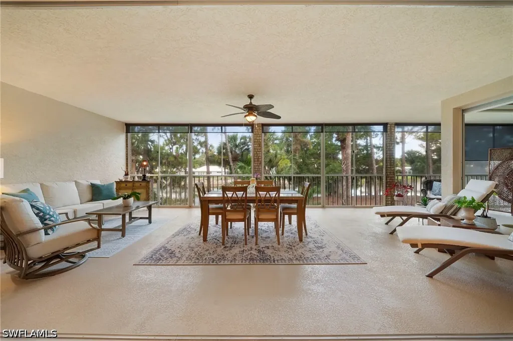Naples FL, 770 Waterford Drive, Unit 202