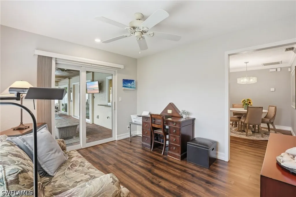 2233 SW 12th Place Cape Coral FL 33991