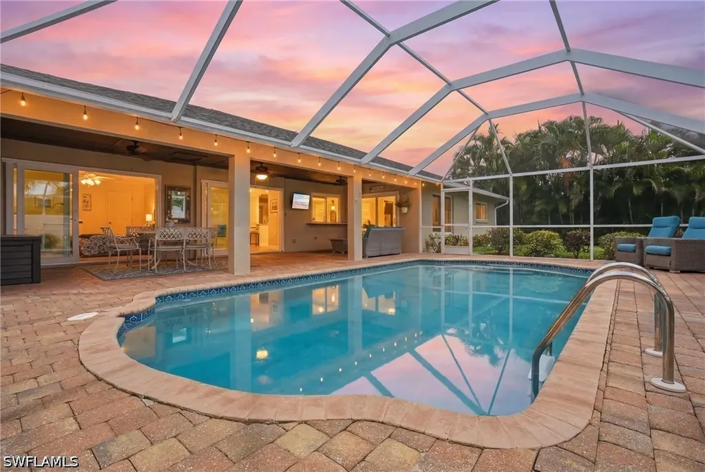 2233 SW 12th Place Cape Coral FL 33991