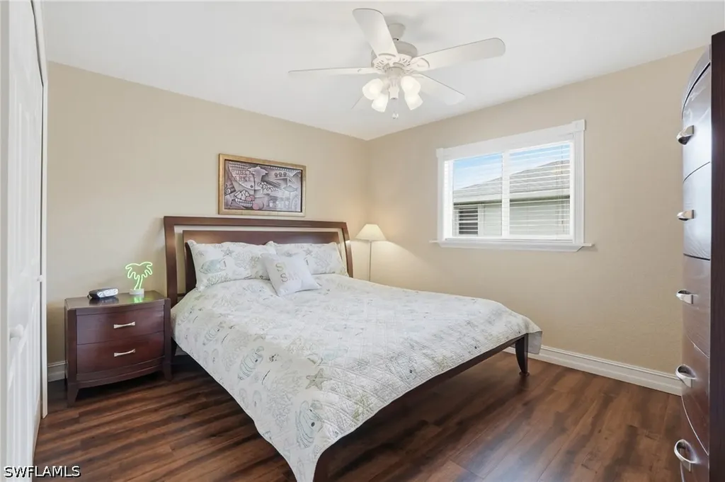 2233 SW 12th Place Cape Coral FL 33991