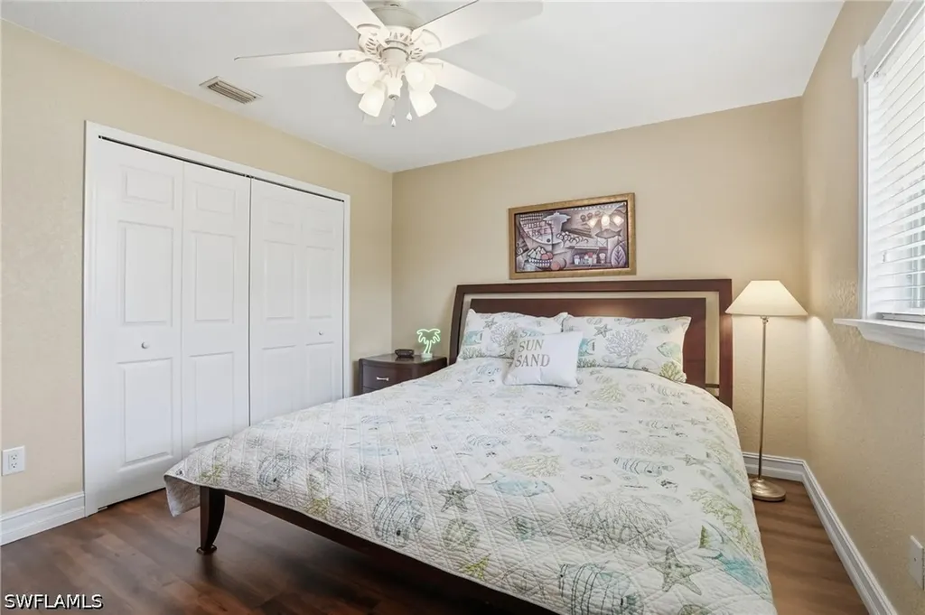 2233 SW 12th Place Cape Coral FL 33991