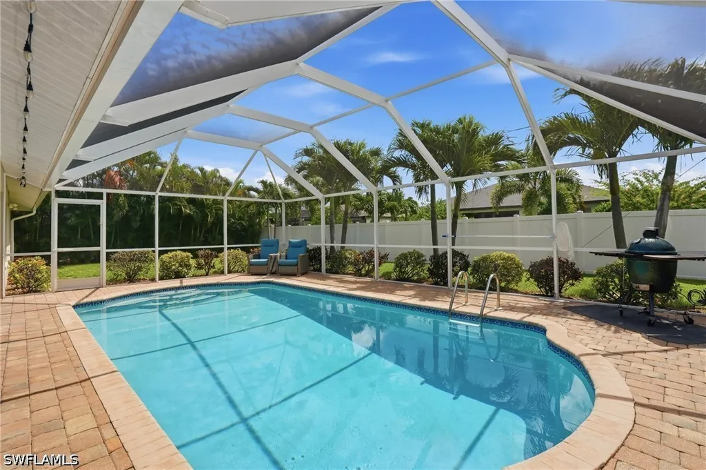 2233 SW 12th Place Cape Coral FL 33991