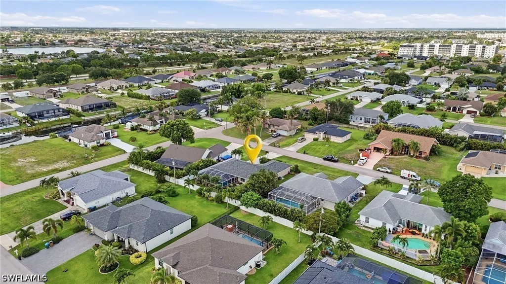 2233 SW 12th Place Cape Coral FL 33991