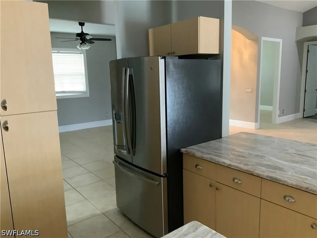 2715 SW 2nd Place Cape Coral FL 33914