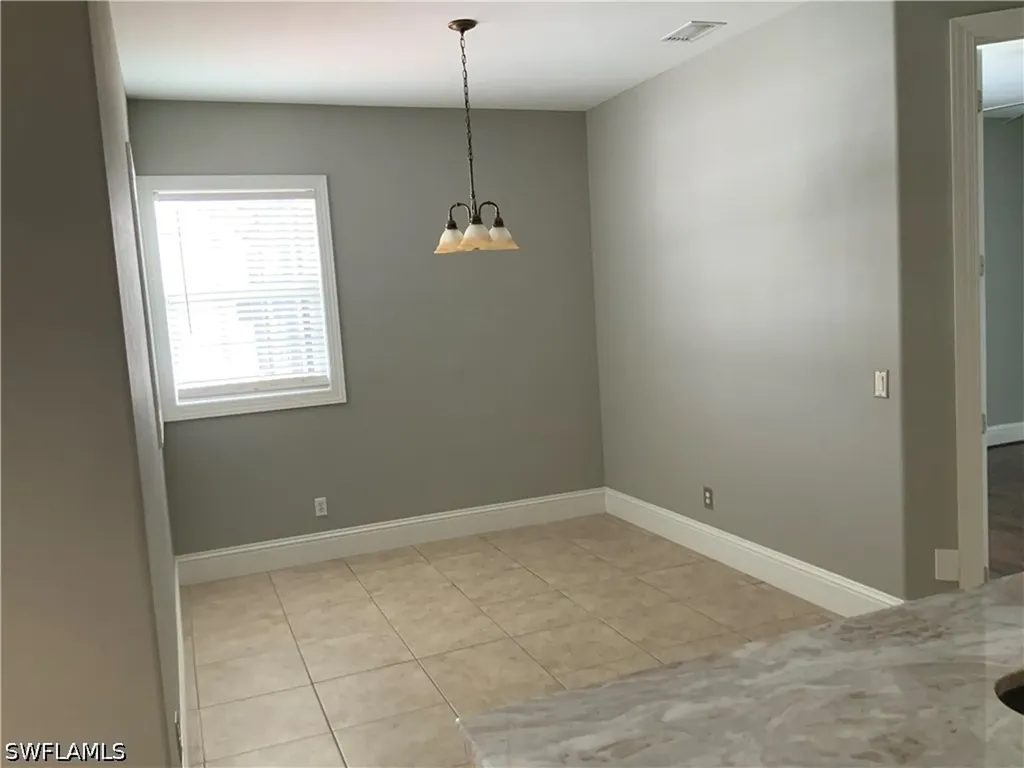 2715 SW 2nd Place Cape Coral FL 33914