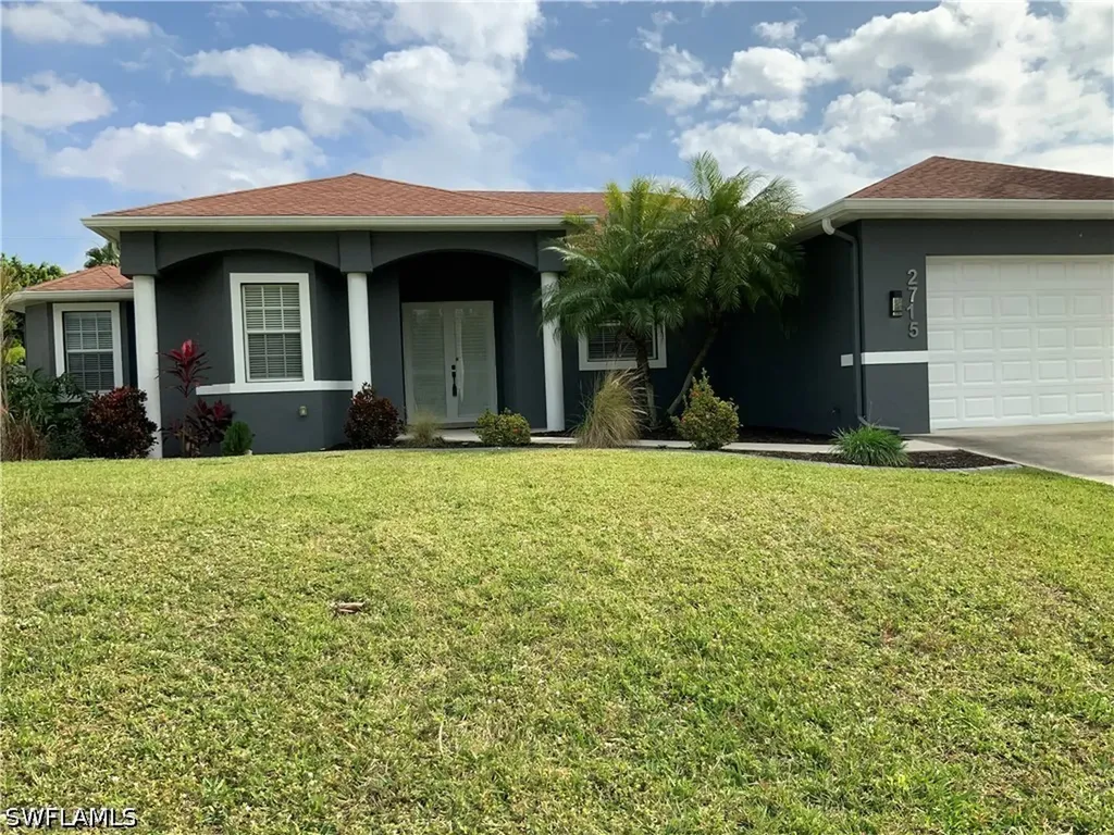 2715 SW 2nd Place Cape Coral FL 33914