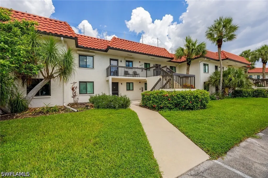 4306 27th Court SW Naples FL 34116