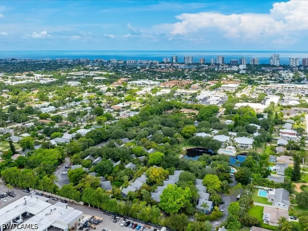 1337 Solana Road Naples FL 34103