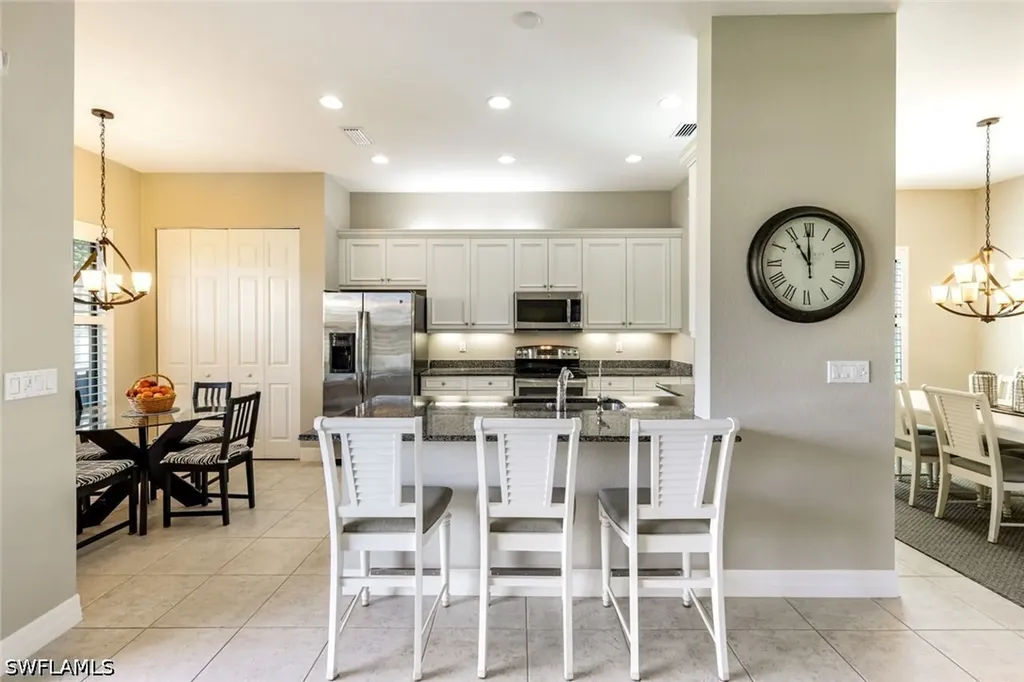 3224 Pacific Drive Naples FL 34119