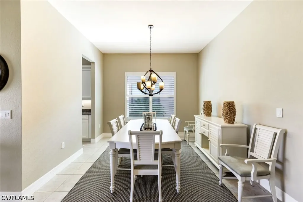 3224 Pacific Drive Naples FL 34119