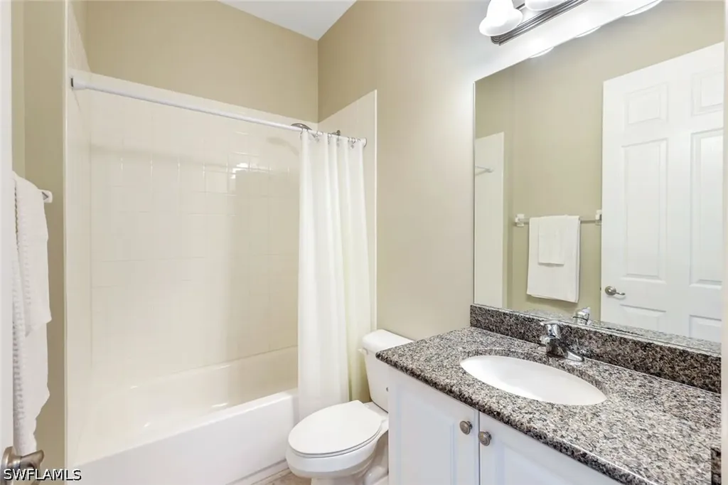 3224 Pacific Drive Naples FL 34119