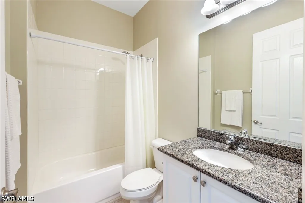 3224 Pacific Drive Naples FL 34119