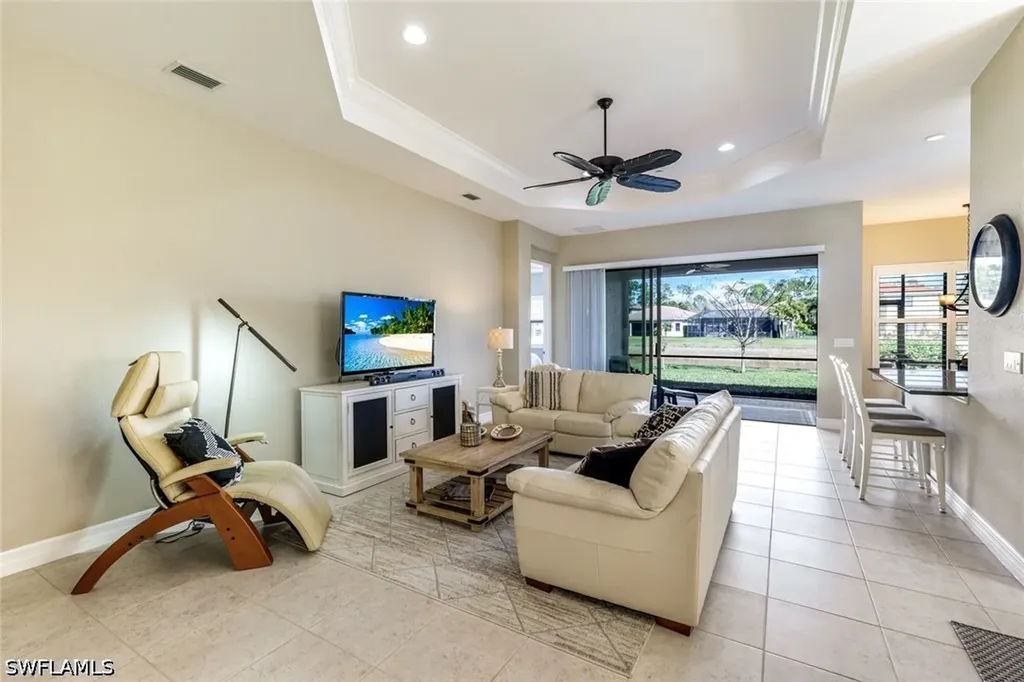 3224 Pacific Drive Naples FL 34119