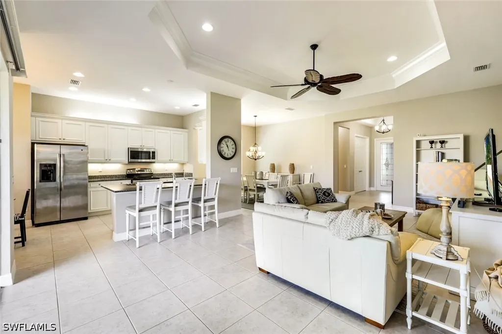 3224 Pacific Drive Naples FL 34119