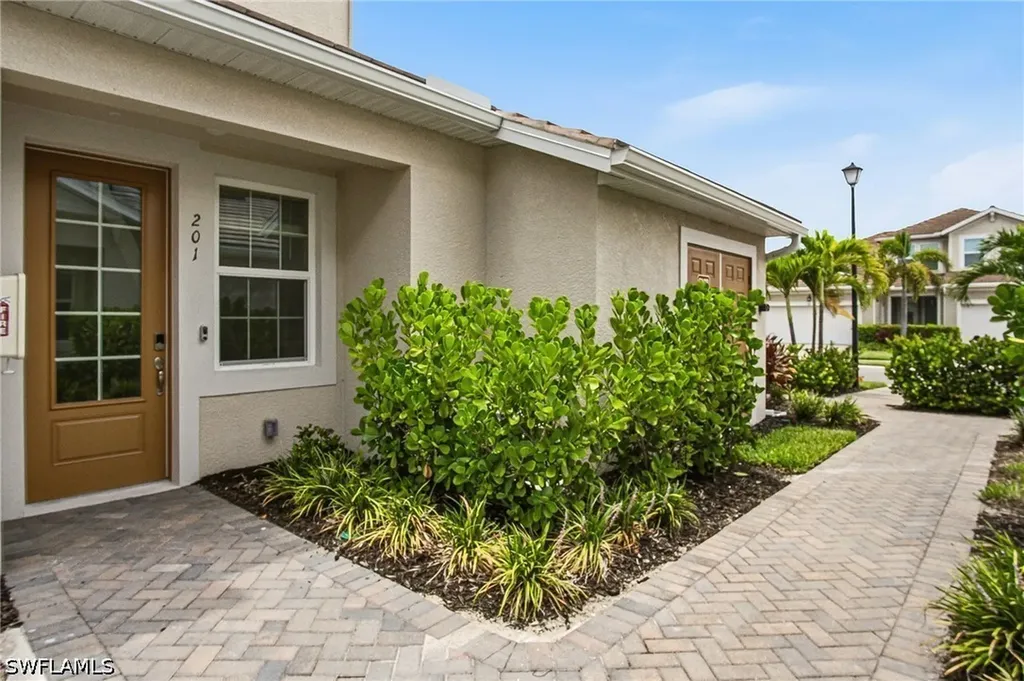 4646 Arboretum Circle Naples FL 34112