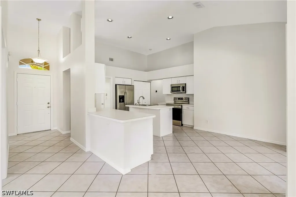 6721 Sloane Place Naples FL 34104