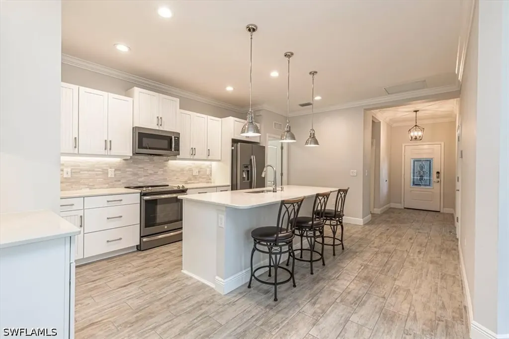 2321 Ariane Drive Naples FL 34112