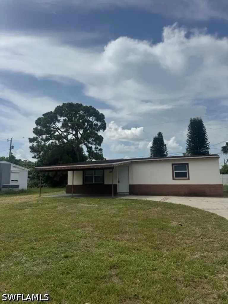 31 Andora Street Lehigh Acres FL 33936