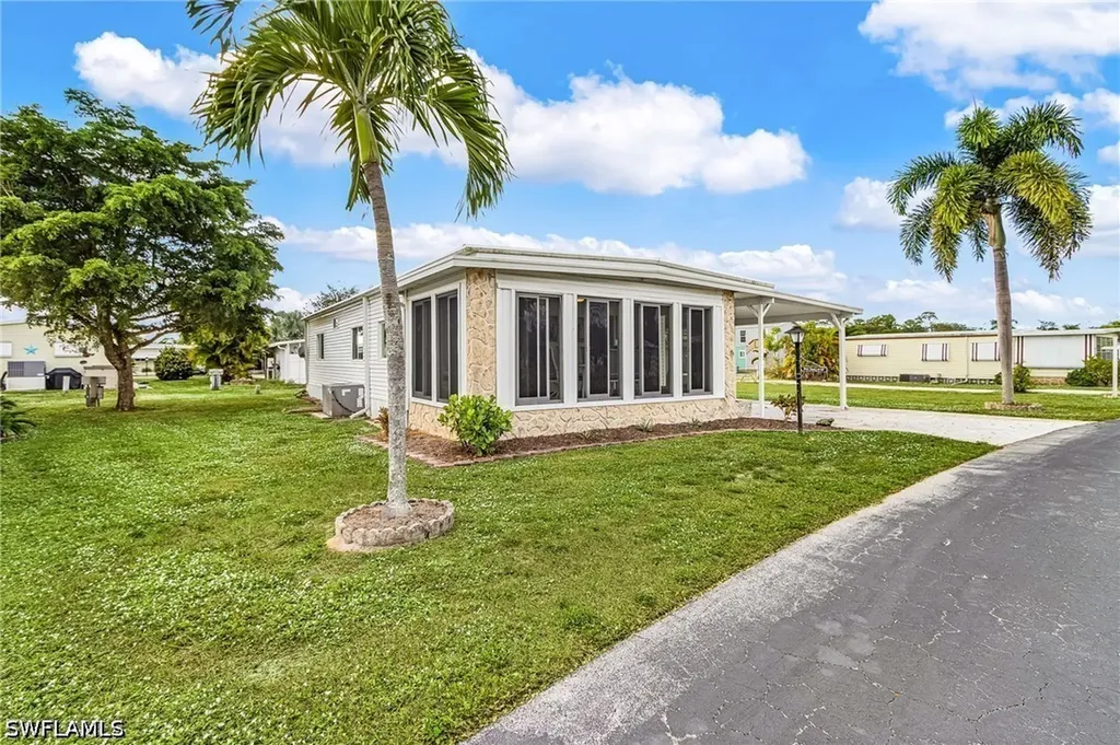 67 Sturbridge Lane Fort Myers FL 33908
