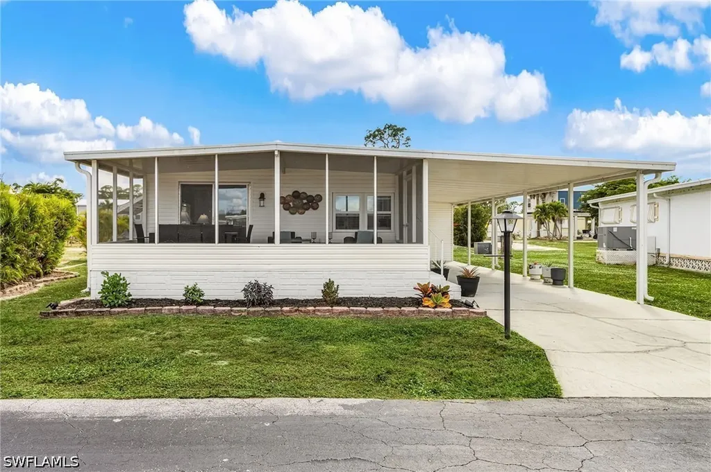 64 Sturbridge Lane Fort Myers FL 33908