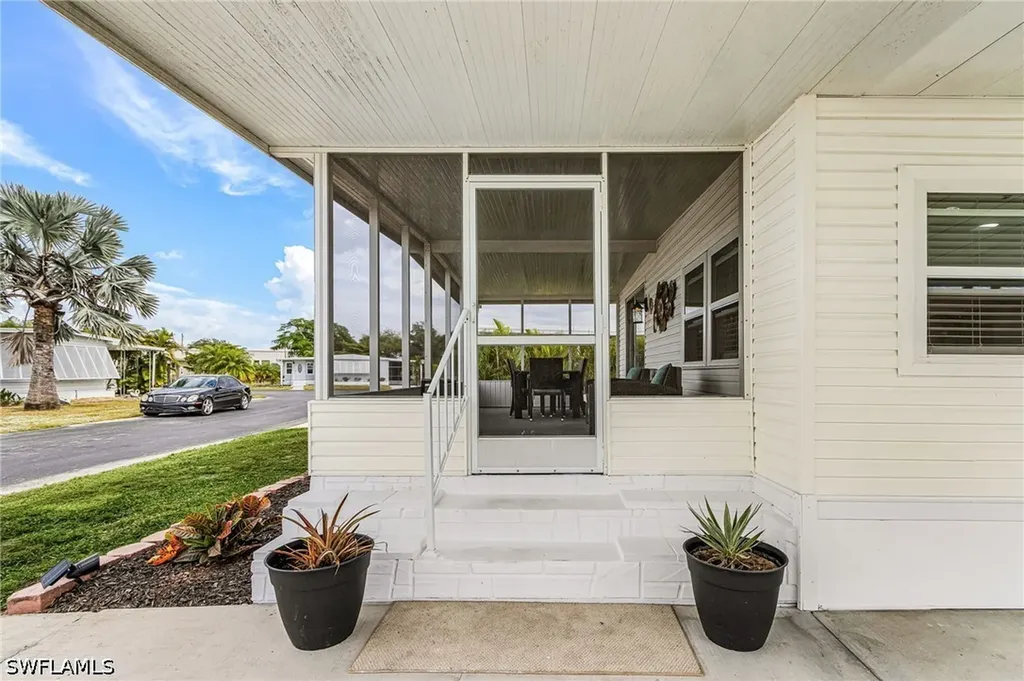 64 Sturbridge Lane Fort Myers FL 33908