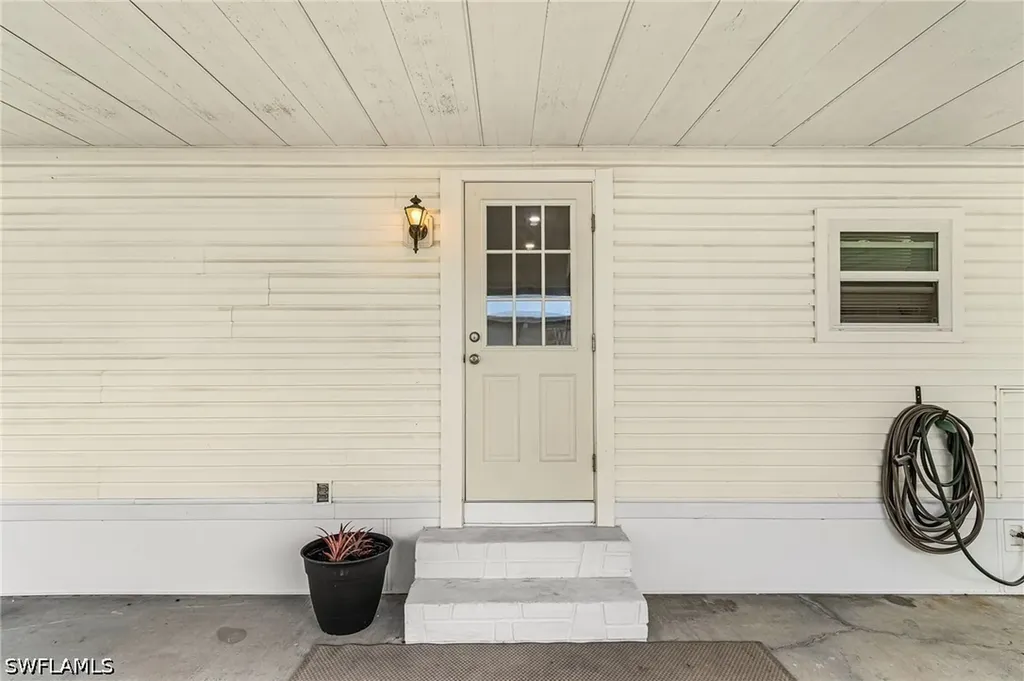 64 Sturbridge Lane Fort Myers FL 33908