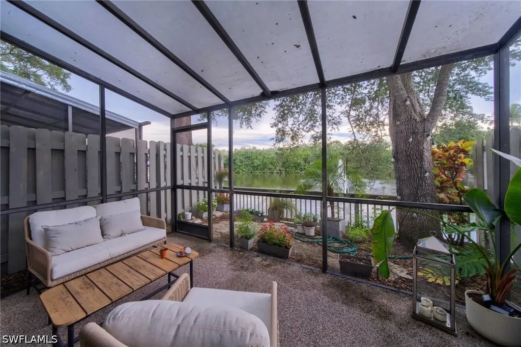823 Meadowland Drive Naples FL 34108