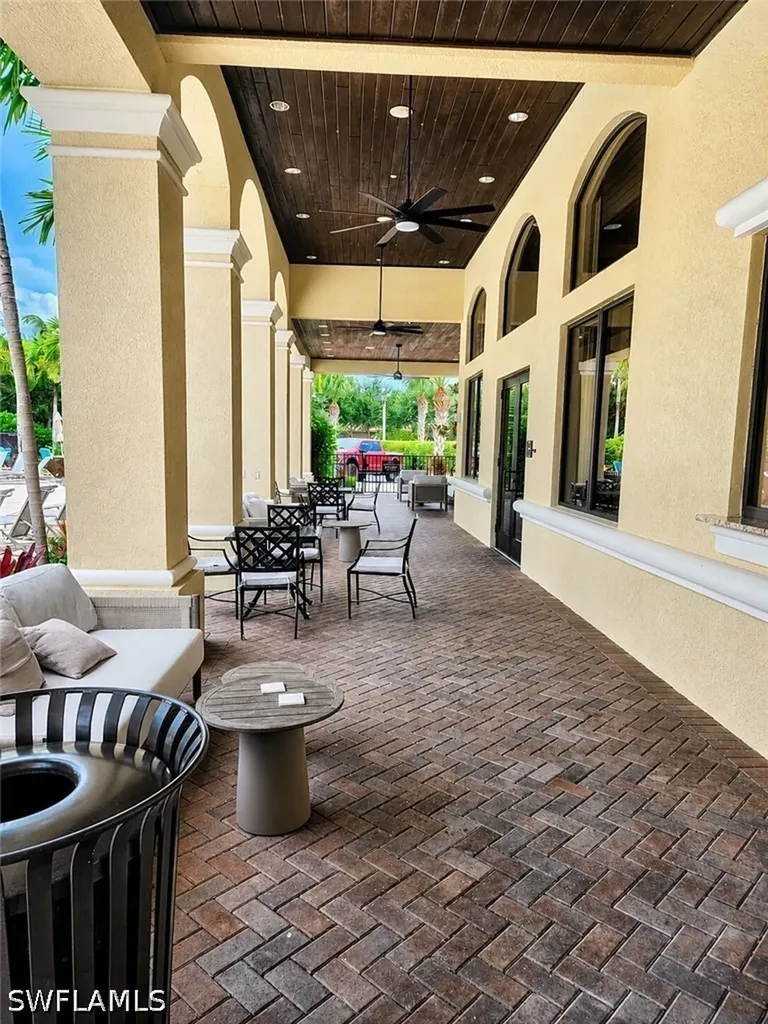 13783 Luna Drive Naples FL 34109