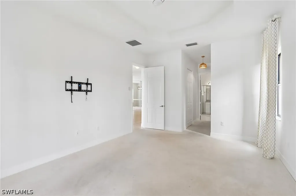13783 Luna Drive Naples FL 34109