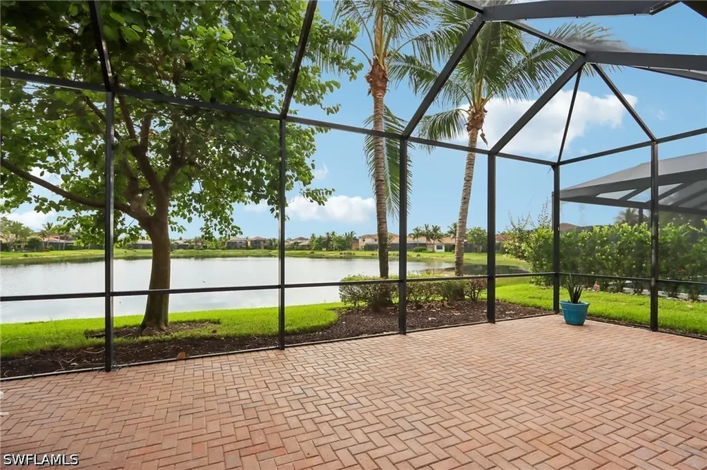 13783 Luna Drive Naples FL 34109