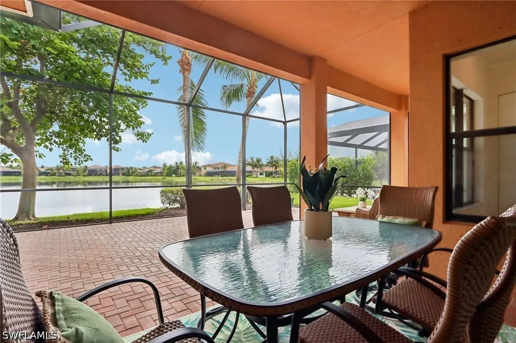 13783 Luna Drive Naples FL 34109