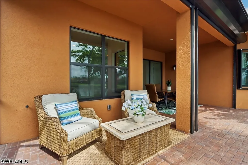 13783 Luna Drive Naples FL 34109