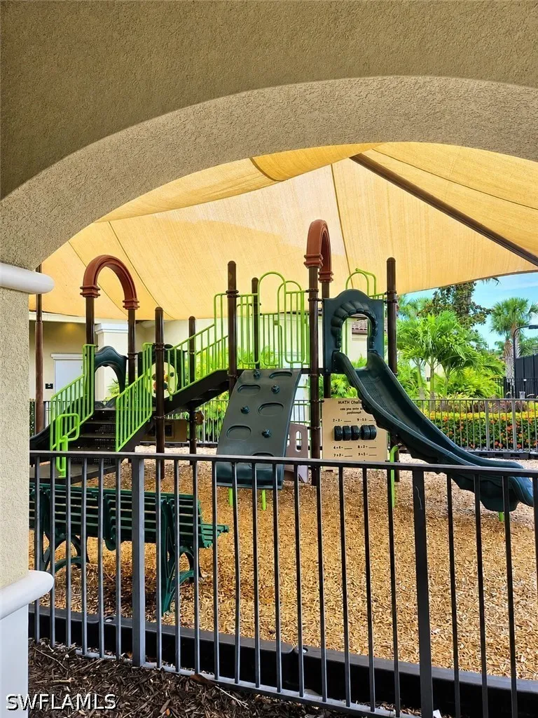 13783 Luna Drive Naples FL 34109