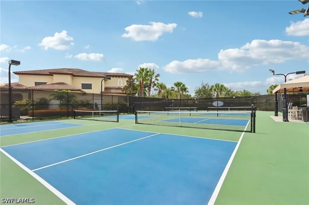 13783 Luna Drive Naples FL 34109